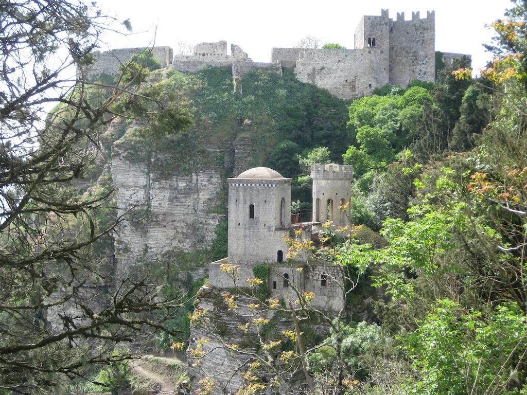 Villa Delle Palme Delfina Trapani Buitenkant foto